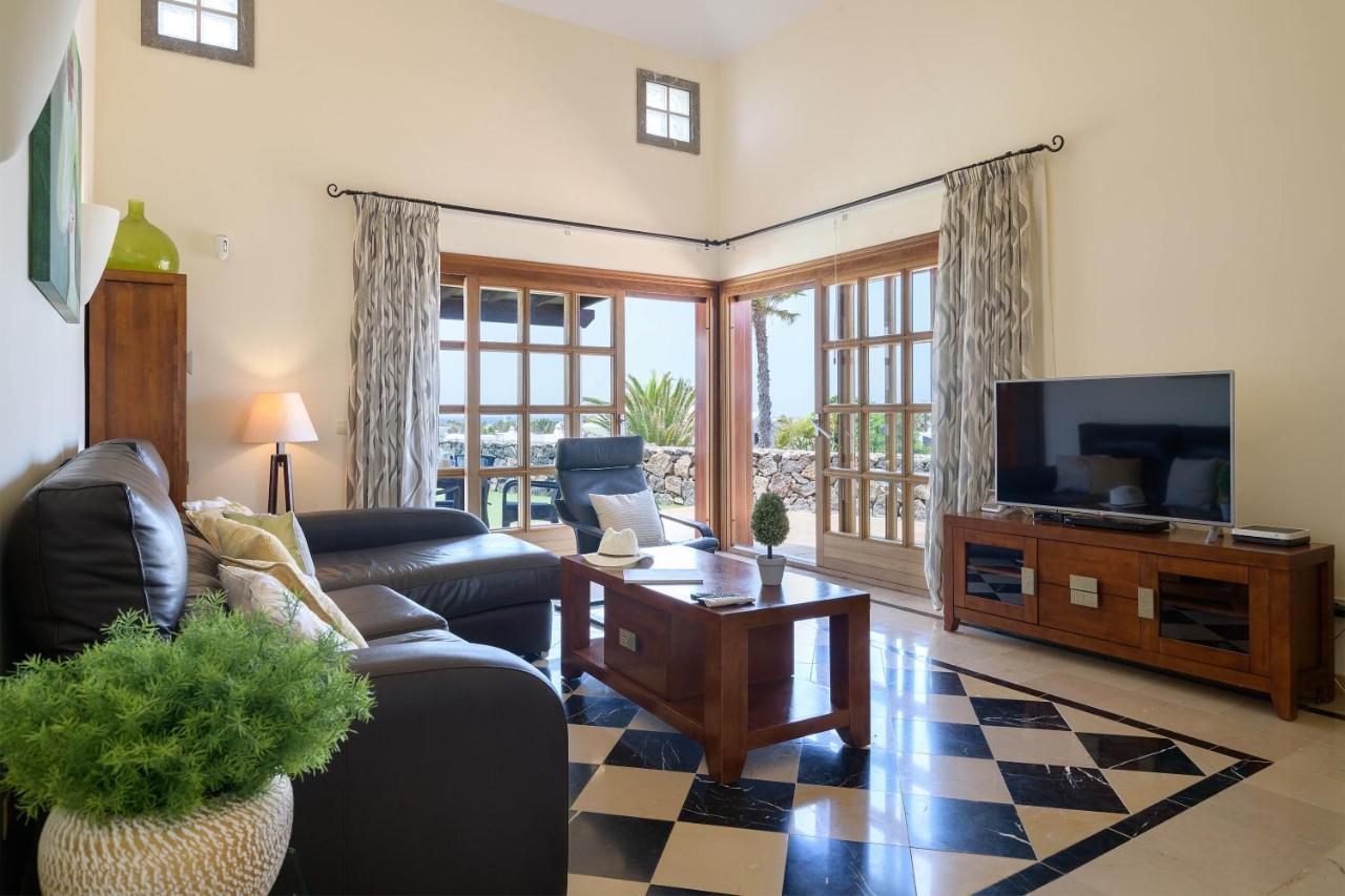 Villa Los Dragos Playa Blanca  Eksteriør billede